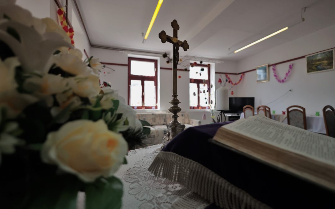 Teológus Passió a Tolna vármegyei evangélikus templomokban