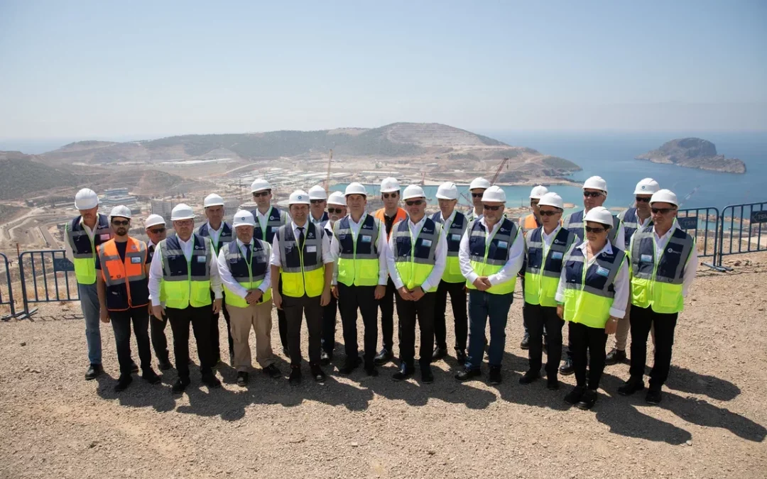 Polgármesterek a török Akkuyu Atomerőmű építési területén