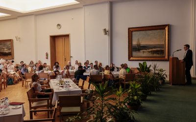 Az iskola és az egyetem közötti könnyebb váltásban segítik a fiatalokat  
