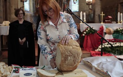 Paks: szentmise, városi ünnepség augusztus huszadikán
